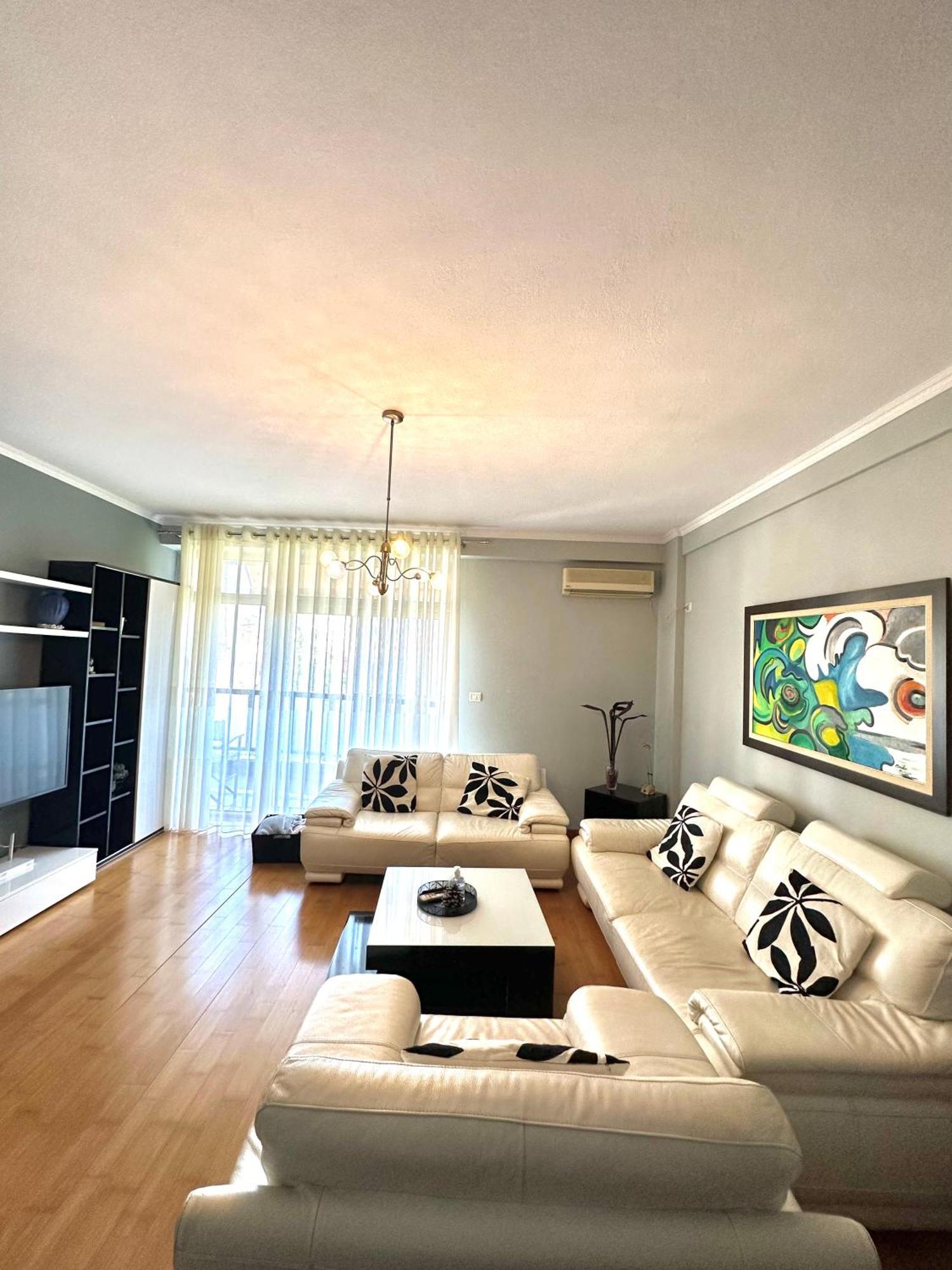 Central Inn Home Tirana Exteriér fotografie